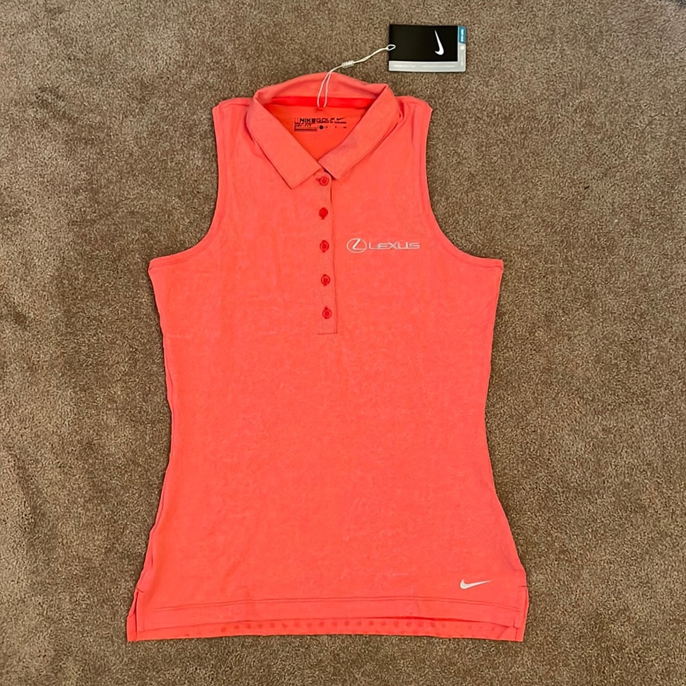 *New Never Worn* Lexus women’s nike golf polo tank. Peach/salmon